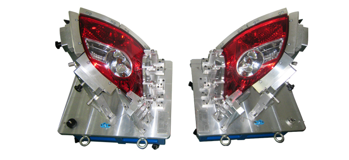 Auto Lamp fixture